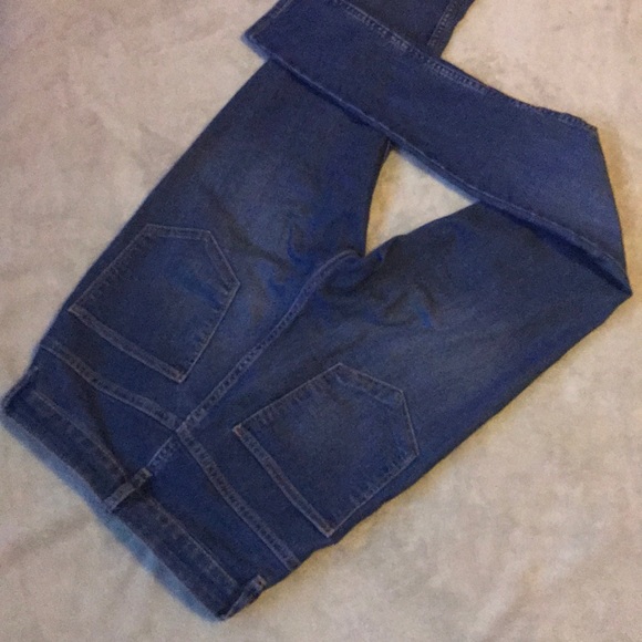 DIVIDED high waist blue jeans - Picture 6 of 6